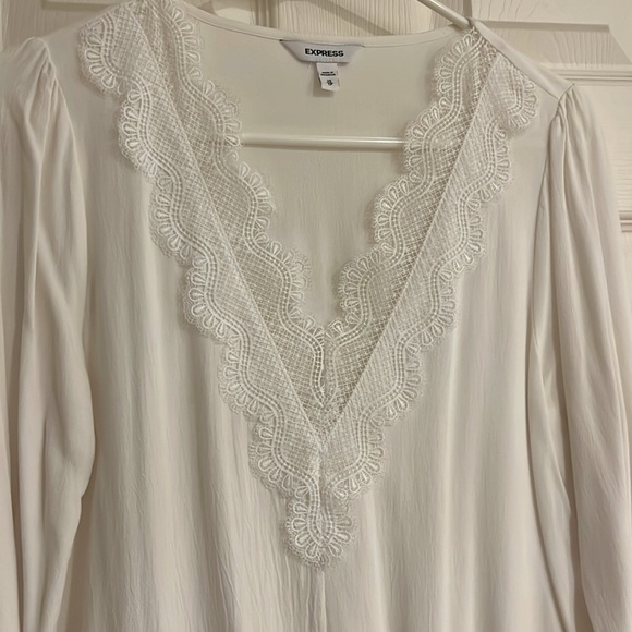 Express lace detail shirt - Picture 2 of 2